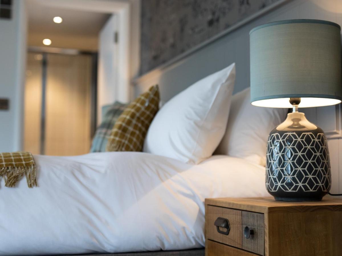 The Exeter Inn Bampton  Room photo